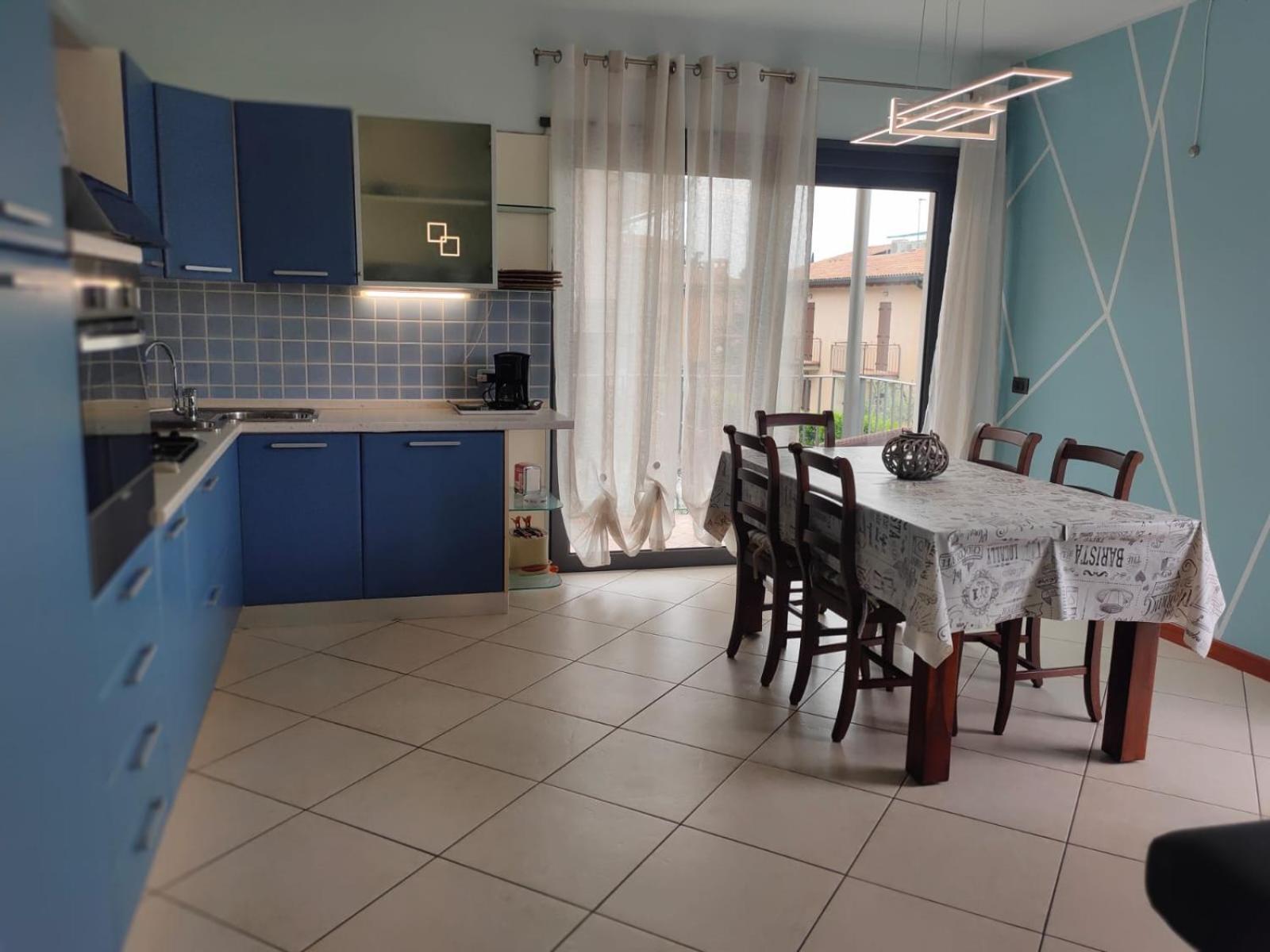 Garda Dreams Apartment Torri Del Benaco Exterior photo